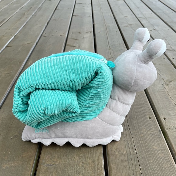 Scentsy Buddy Sia the Snail Retired Stuffed Plush Aqua Gray with Scent Pack - Picture 11 of 11